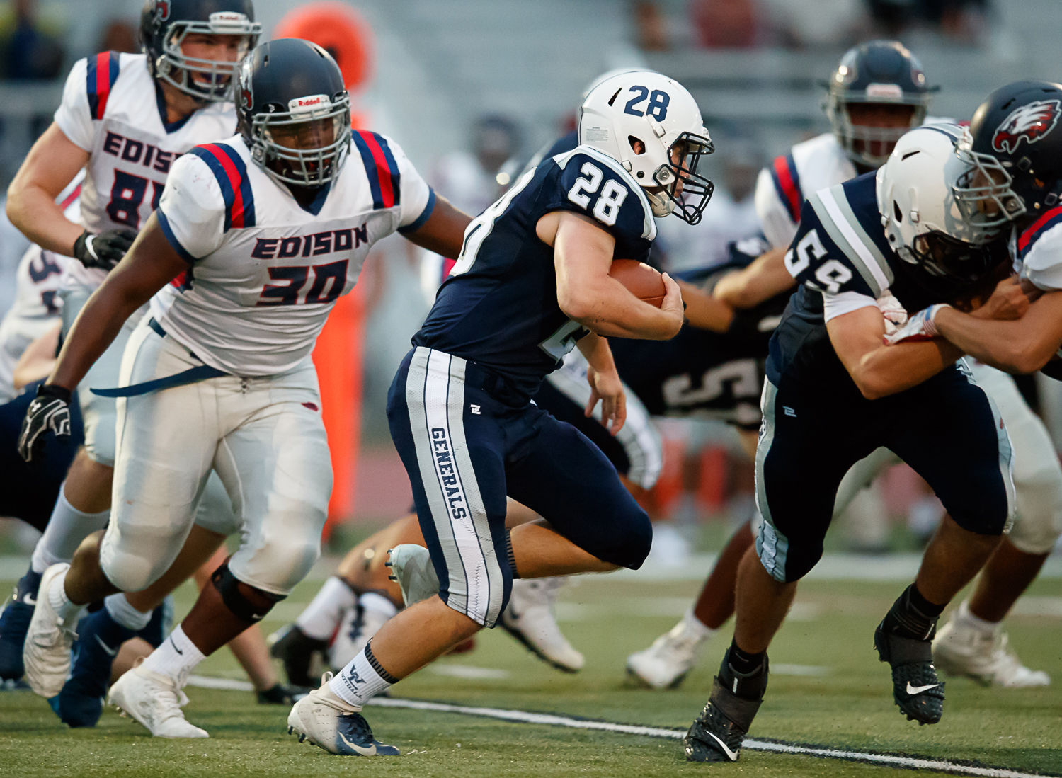 W-L football 15